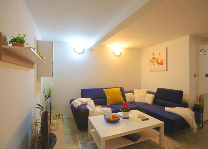 Bamboo Oasis With Terrace In The Garden And Free Parking, Apartament Rijeka