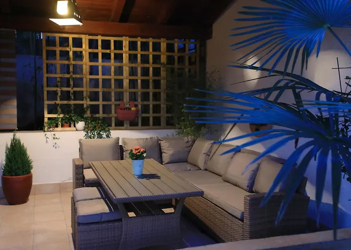 Bamboo Oasis With Terrace In The Garden And Free Parking, * Rijeka