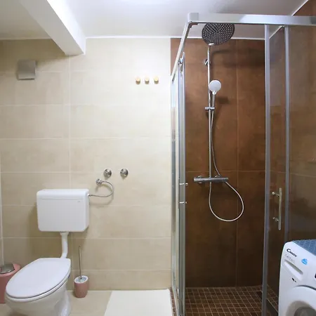 דירה Bamboo Oasis With Terrace In The Garden And Free Parking, *